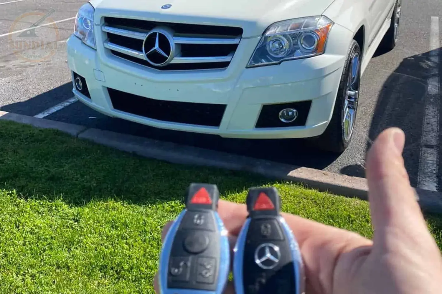 mercedes benz vehicle and key fobs at locksmith