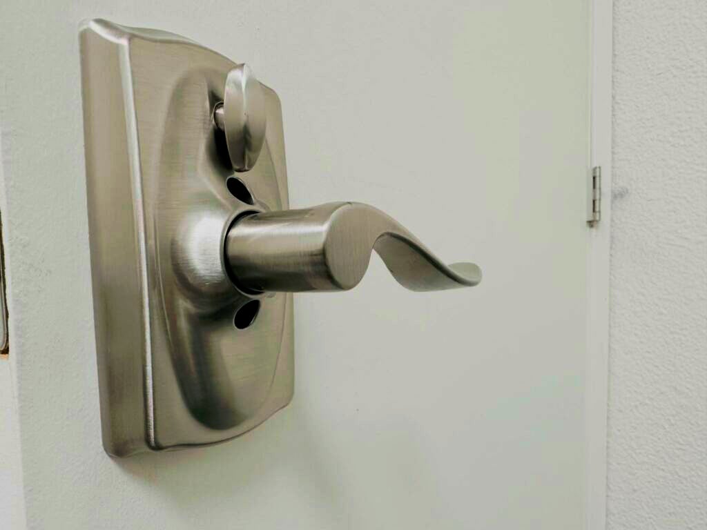 locksmith near me 0255